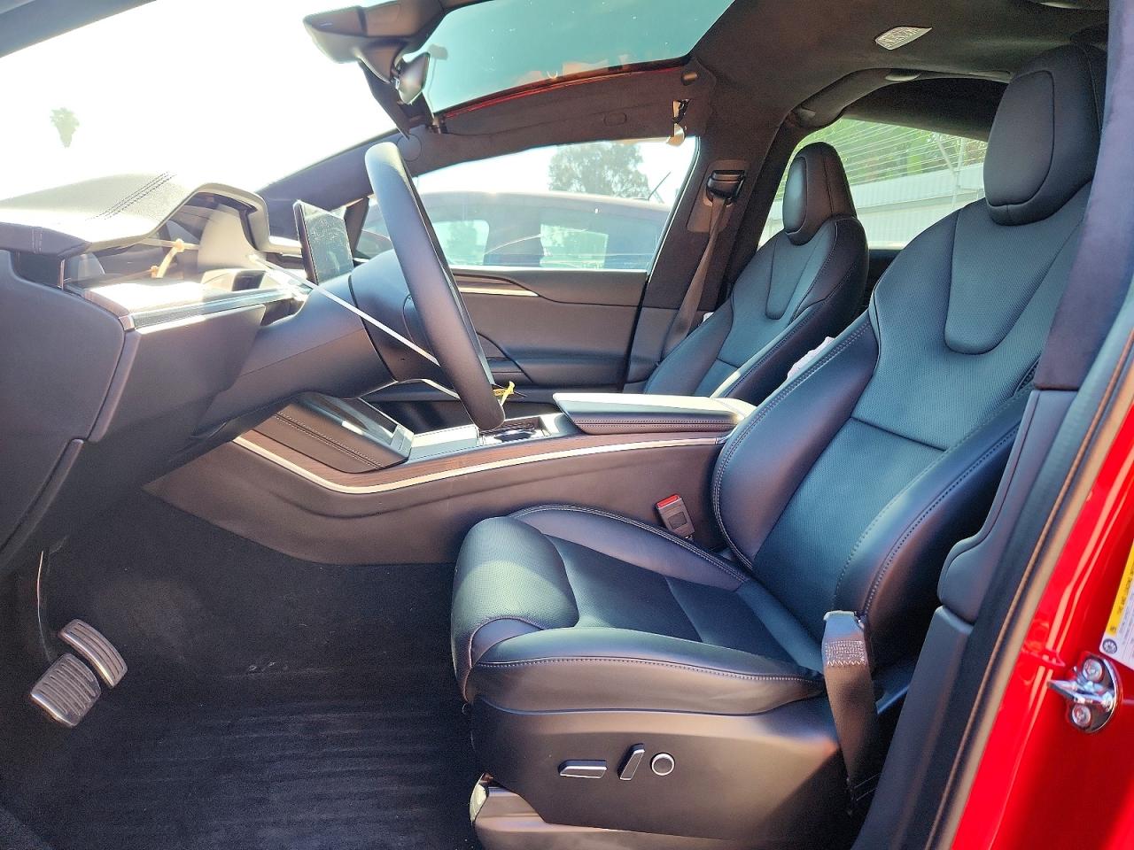 2024 Tesla Model X VIN 7SAXCAE59RF442017 COPART salvage auction — Front End, CA - SALVAGE CERTIFICATE, sold $32,000 on 2026-06-26 (photo 7)
