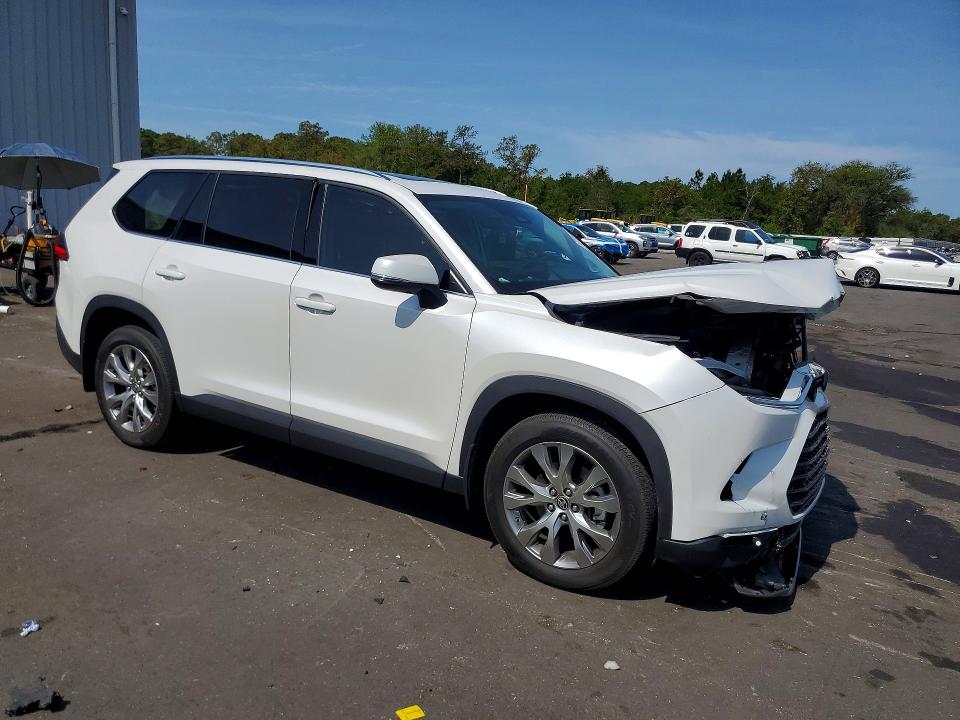 2024 Toyota Highlander VIN 5TDAAAB5XRS041973 COPART salvage auction — FRONT END, Fl - Cert Of Title Slvg Rebuildable, sold $18,500 on 2026-07-13 (photo 4)