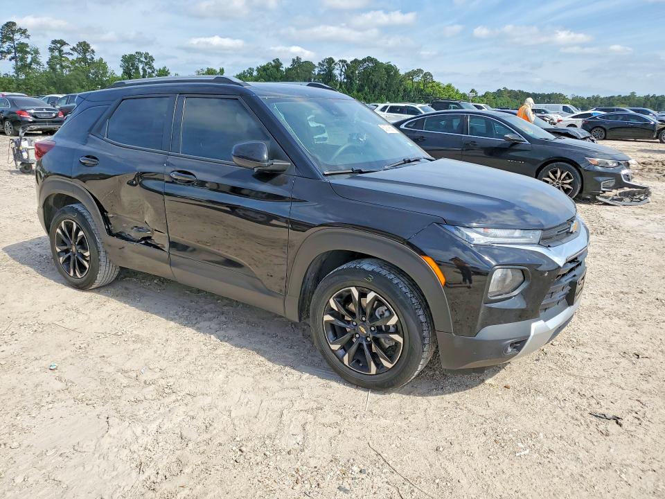 2022 Chevrolet Trailblazer VIN KL79MPS27NB137576 COPART salvage auction — SIDE, Tx - Salvage Vehicle Title, sold $4,250 on 2026-07-17 (photo 4)