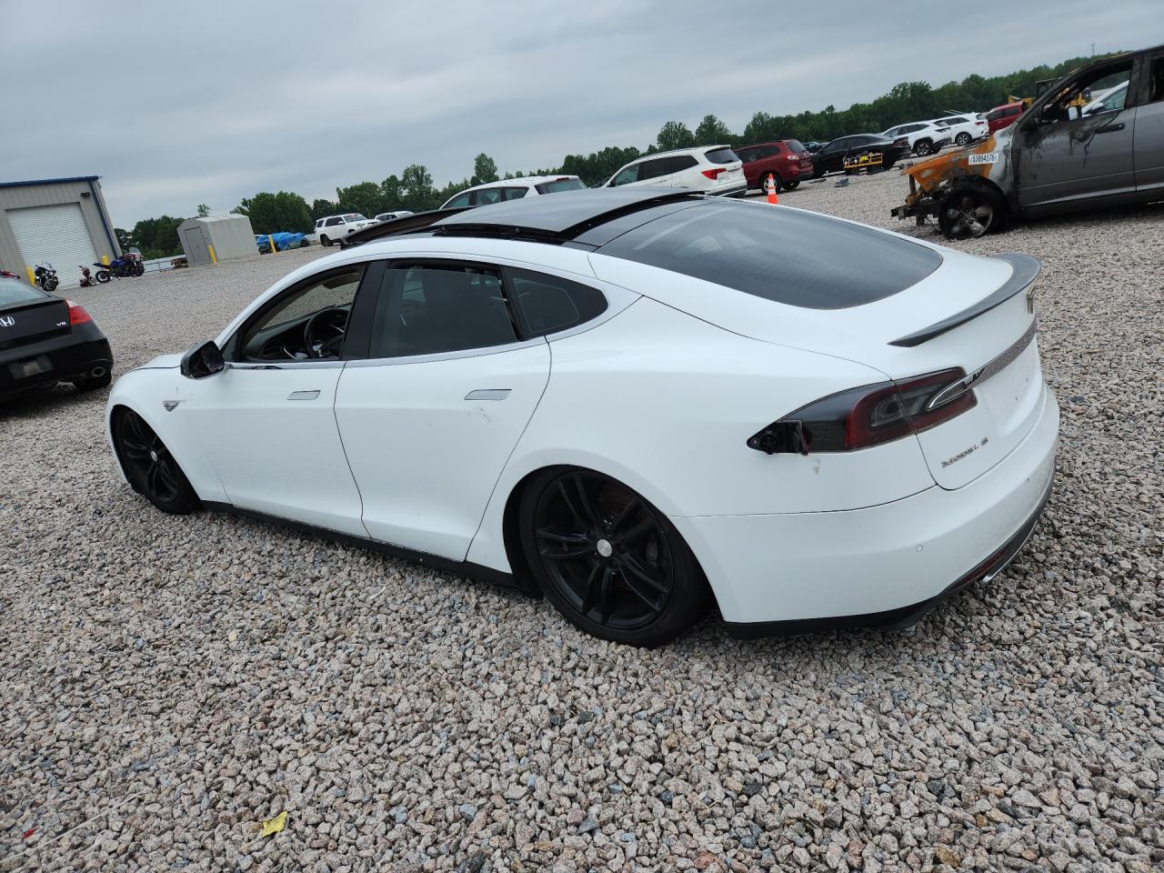 2013 Tesla Model S VIN 5YJSA1CP0DFP24928 COPART salvage auction — Mechanical, NC - DEALER ONLY CLEAN TITLE, sold $1,750 on 2026-06-30 (photo 2)