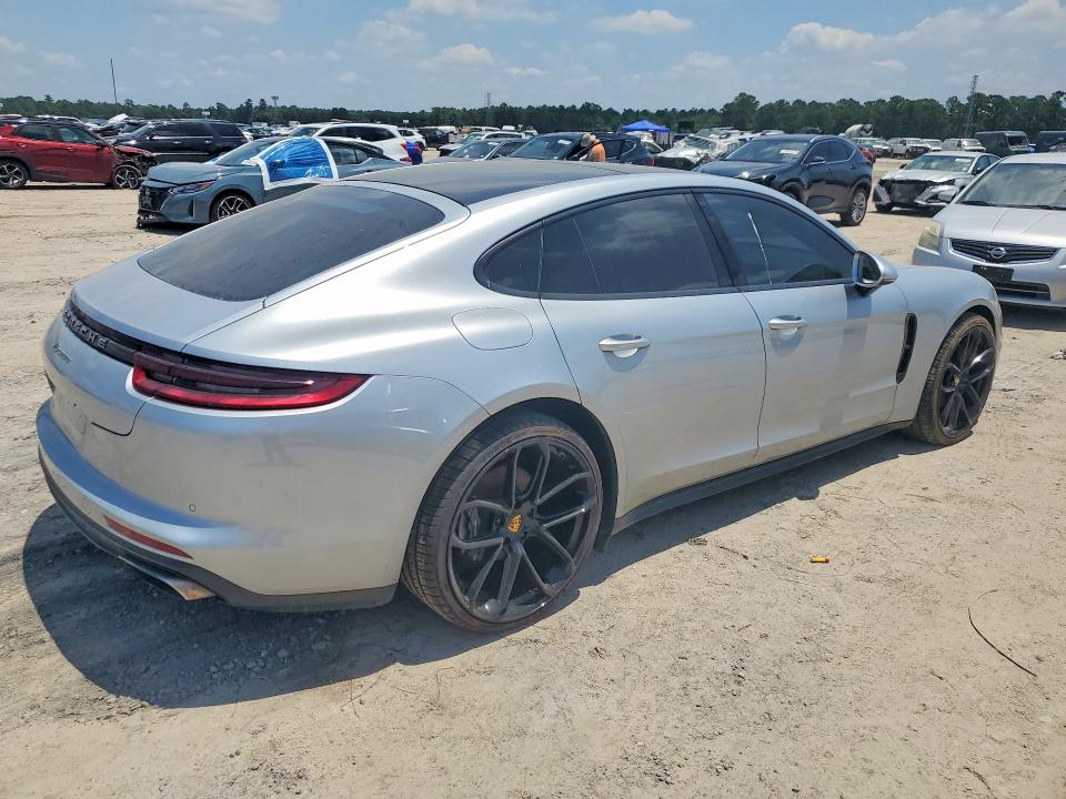 2017 Porsche VIN WP0AA2A71HL100434 COPART salvage auction — WATER/FLOOD, Tx - Salvage Title-Flood Damage, sold $11,600 on 2026-07-31 (photo 3)