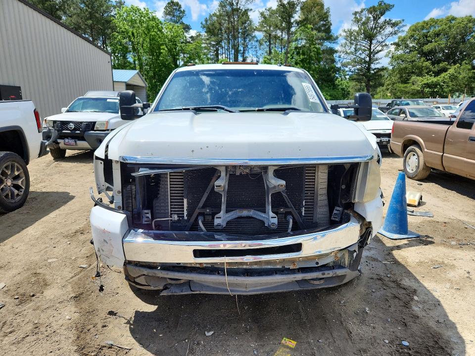 2009 Chevrolet Silverado VIN 1GBJK79649E122380 COPART salvage auction — FRONT END, De - Salvage Certificate, sold $400 on 2026-07-21 (photo 5)