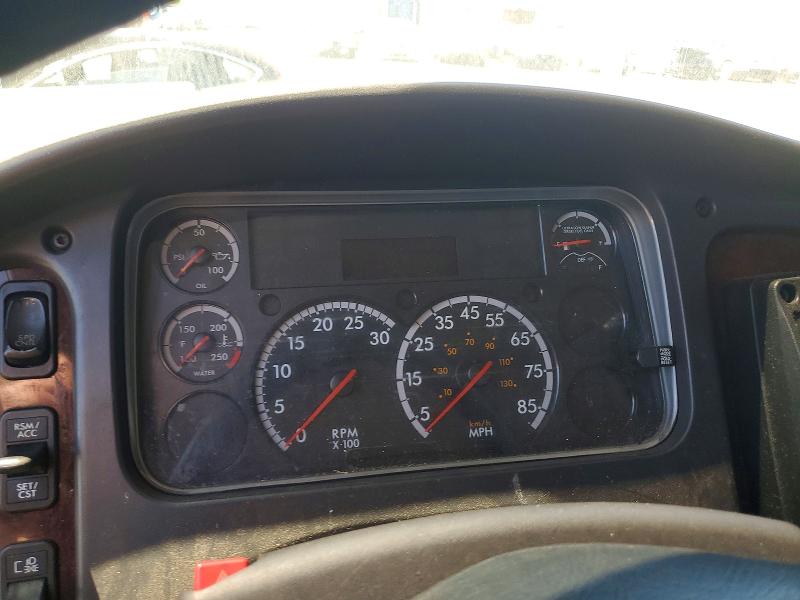 2019 Freightliner M2 106 VIN 1FVACWFD9KHKR7934 COPART salvage auction — FRONT END, IL - SALVAGE CERTIFICATE, sold $15,500 on 2026-07-16 (photo 8)