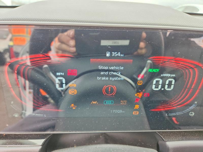 2024 Kia Niro VIN KNDCR3LE0R5207998 COPART salvage auction — REAR END, Salvage Title, sold $4,450 on 2026-07-13 (photo 9)
