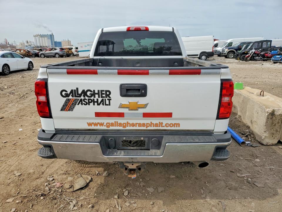 2018 Chevrolet Silverado VIN 1GC1KUEG5JF215027 COPART salvage auction — SIDE, Il - Salvage Certificate, sold $7,100 on 2026-07-03 (photo 6)