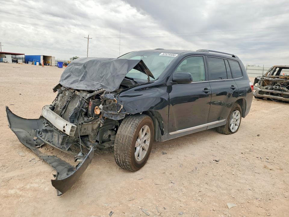 2011 Toyota Highlander VIN 5TDZK3EH4BS030099 COPART salvage auction — FRONT END, Tx - Salvage Vehicle Title, sold $975 on 2026-07-22 (photo 1)