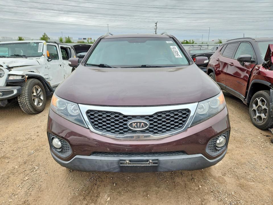 2012 Kia Sorento VIN 5XYKU4A26CG268070 COPART salvage auction — HAIL, Il - Certificate Of Title, sold $975 on 2026-07-09 (photo 5)