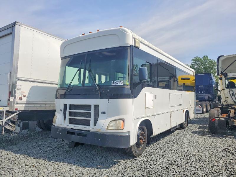 2013 Freightliner All other VIN 4UZADEDT1DCFF1403 COPART salvage auction — NORMAL WEAR, MO - DEALER ONLY CLEAN TITLE (P), sold $3,850 on 2026-09-09 (photo 2)
