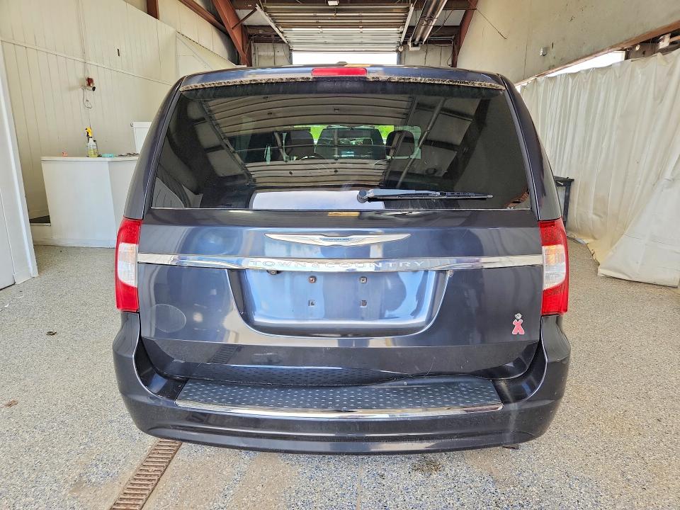 2013 Chrysler Town & country VIN 2C4RC1BG0DR630868 COPART salvage auction — NORMAL WEAR, VA - CERTIFICATE OF TITLE, sold $150 on 2026-07-09 (photo 6)