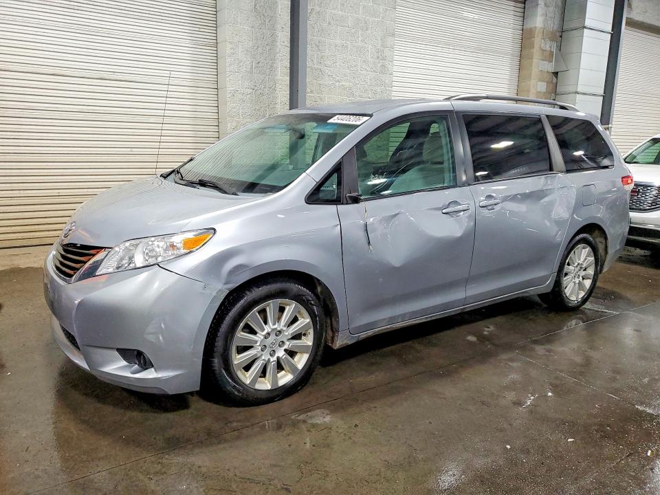 2011 Toyota Sienna VIN 5TDJK3DC3BS027455 COPART salvage auction — SIDE, Mn - Cert Of Title-Prior Salvage, sold $2,050 on 2026-07-07 (photo 1)