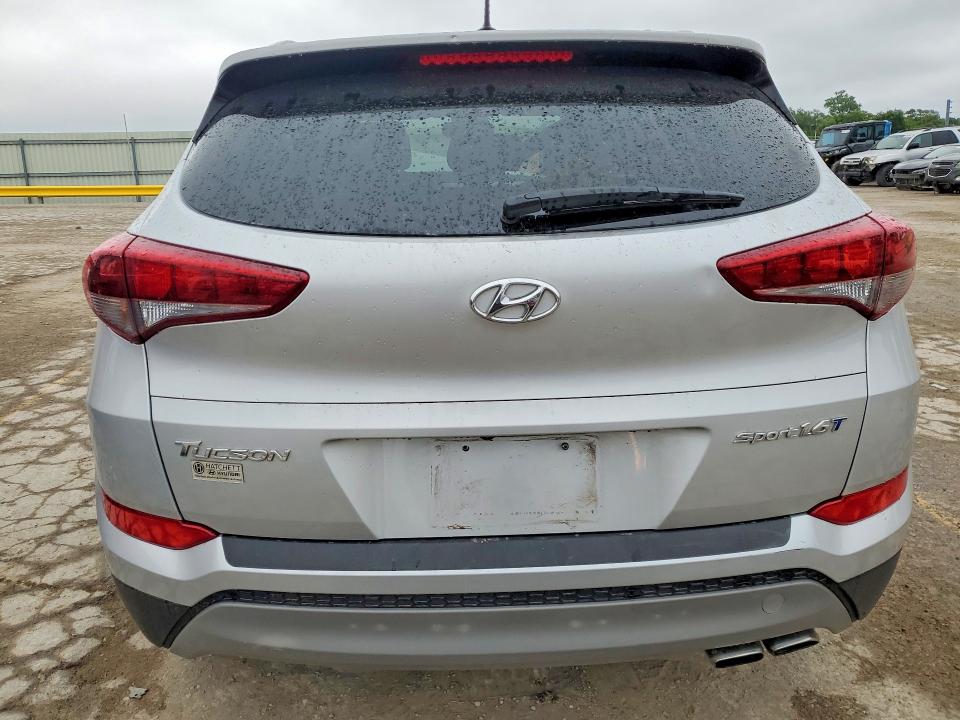 2017 Hyundai Tucson VIN KM8J33A28HU373560 COPART salvage auction — FRONT END, Ks - Cert Of Title-Salvage, sold $250 on 2026-07-22 (photo 6)