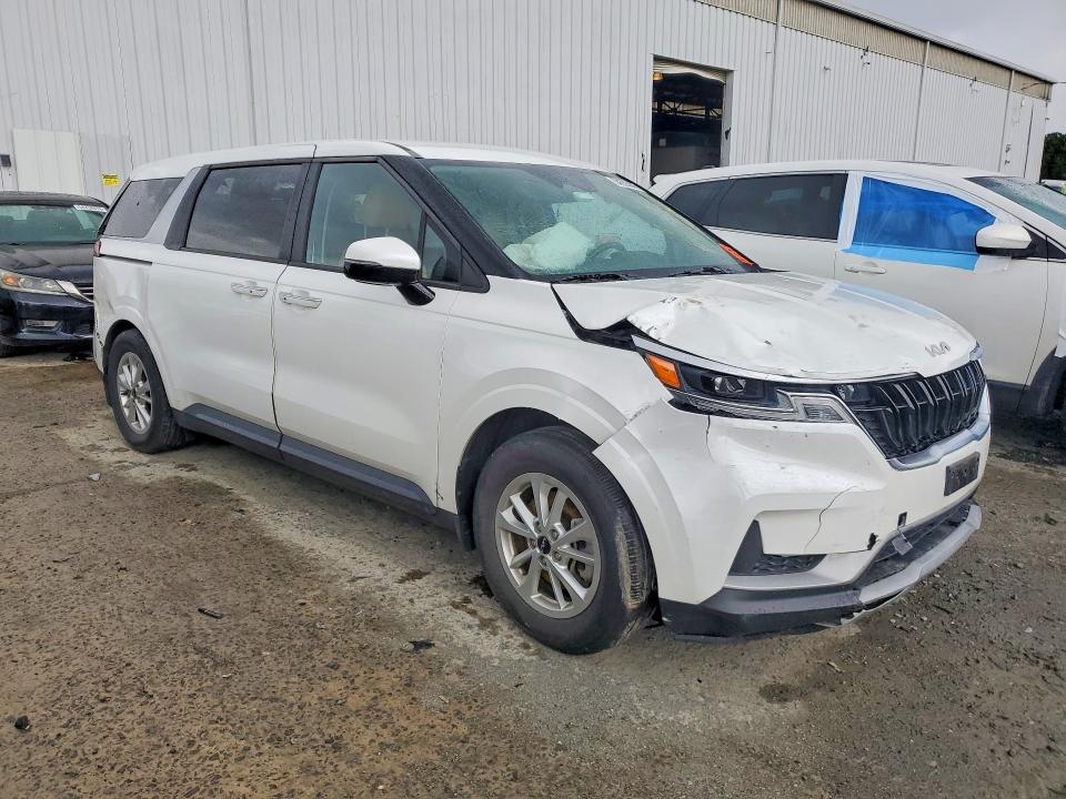 2022 Kia Carnival VIN KNDNB4H3XN6170196 COPART salvage auction — REAR END, Nj - Cert Of Title-Salvage, sold $4,550 on 2026-07-29 (photo 4)