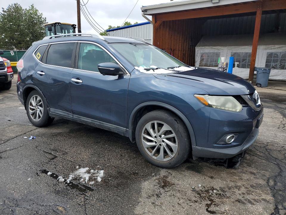 2015 Nissan VIN 5N1AT2MV8FC812081 COPART salvage auction — REAR END, CO - PUBLIC - SALVAGE TITLE (P), sold $1,600 on 2026-07-02 (photo 4)