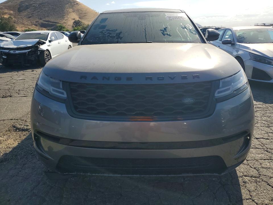 2018 Land rover RANGE ROVER VIN SALYB2RX3JA775972 COPART salvage auction — NORMAL WEAR, CA - DIS/DLR/EXP ONLY CLEAN TITLE, sold $8,200 on 2026-07-30 (photo 5)