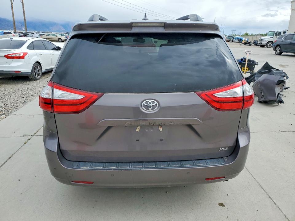2019 Toyota Sienna VIN 5TDYZ3DC4KS005720 COPART salvage auction — FRONT END, Ut - Salvage Certificate, sold $6,900 on 2026-07-06 (photo 6)
