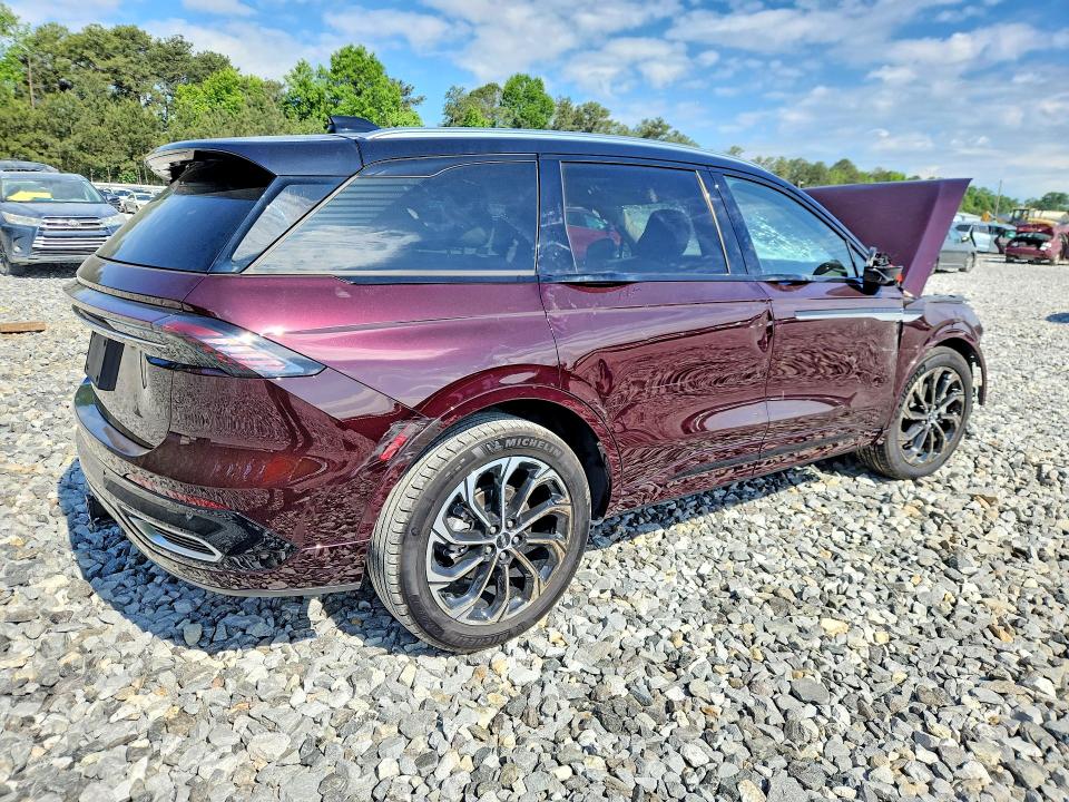 2025 Lincoln Nautilus VIN 5LMPJ8K46SJ950069 COPART salvage auction — FRONT END, GA - CERT OF TITLE-SALVAGE, sold $9,600 on 2026-07-30 (photo 3)