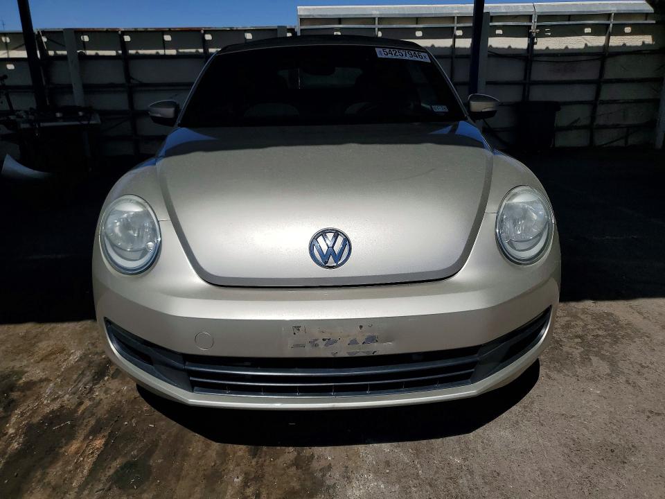 2015 Volkswagen Beetle VIN 3VW517AT4FM823568 COPART salvage auction — REAR END, Tx - Salvage Vehicle Title, sold $125 on 2026-07-10 (photo 5)
