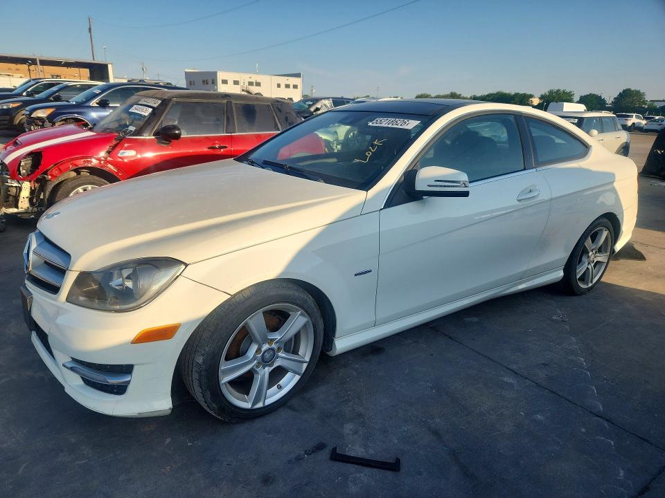 2012 Mercedes-benz C-klasse VIN WDDGJ4HB2CF820502 COPART salvage auction — FRONT END, TX - CERTIFICATE OF TITLE, sold $900 on 2026-08-13 (photo 1)