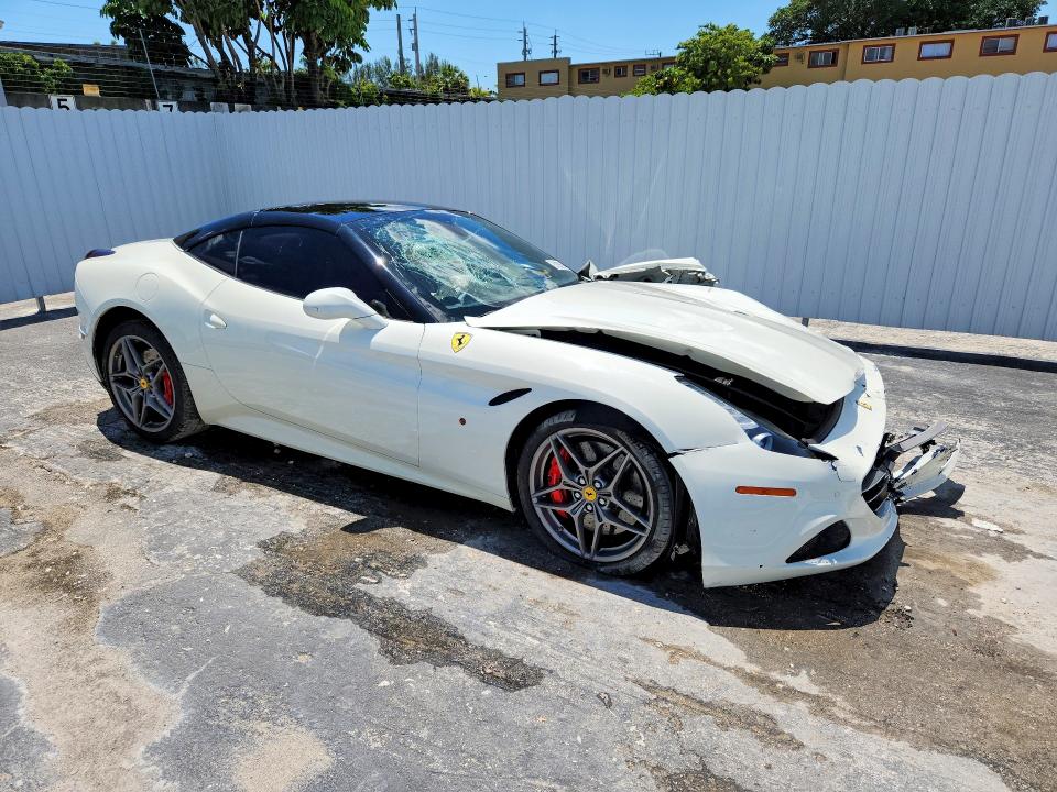 2017 Ferrari VIN ZFF77XJA1H0221016 COPART salvage auction — FRONT END, Fl - Cert Of Title Slvg Rebuildable, sold $9,000 on 2026-07-21 (photo 4)