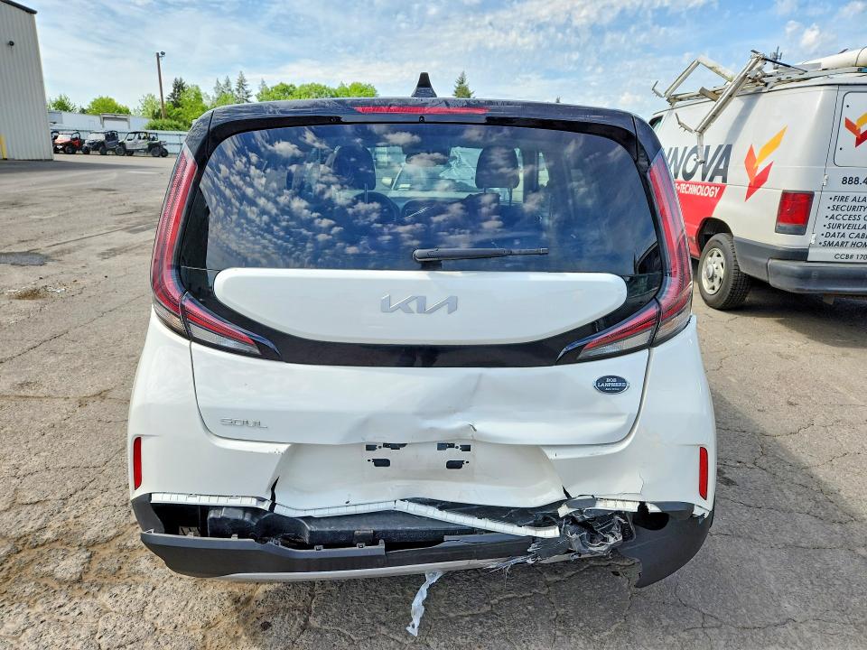 2024 Kia Soul VIN KNDJ23AU8R7233436 COPART salvage auction — REAR END, Or - Salvage Title Certificate, sold $6,400 on 2026-07-20 (photo 6)