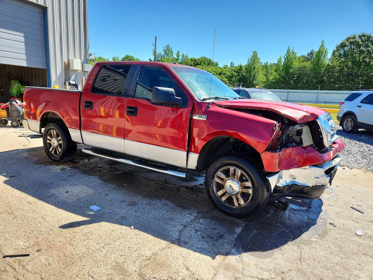 2007 Ford F-150 Lightning VIN 1FTRW12W17KC64341 COPART salvage auction — Front End, TN - SALVAGE CERTIFICATE, sold $675 on 2026-07-09 (photo 4)