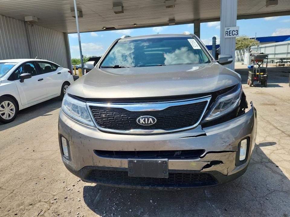 2015 Kia Sorento VIN 5XYKTDA65FG617214 COPART salvage auction — FRONT END, In - Certificate Of Title, sold $1,000 on 2026-07-13 (photo 5)