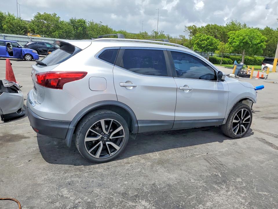 2017 Nissan Rogue VIN JN1BJ1CP0HW026324 COPART salvage auction — FRONT END, Fl - Certificate Of Destruction, sold $1,100 on 2026-07-20 (photo 3)