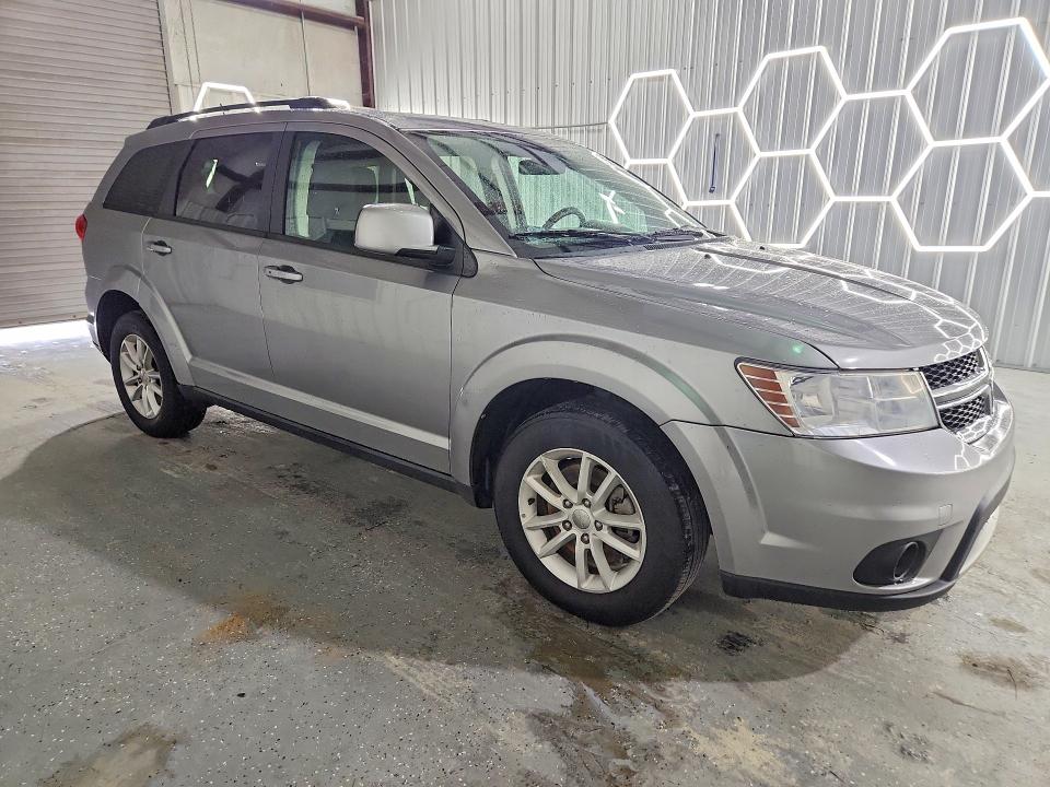 2017 Dodge Journey VIN 3C4PDCBG4HT523373 COPART salvage auction — NORMAL WEAR, NC - DEALER ONLY CLEAN TITLE, sold $2,100 on 2026-07-09 (photo 4)
