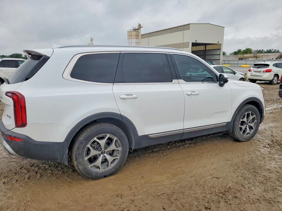 2020 Kia Telluride VIN 5XYP3DHC8LG076950 COPART salvage auction — HAIL, Ks - Cert Of Title-Salvage, sold $100 on 2026-07-21 (photo 3)