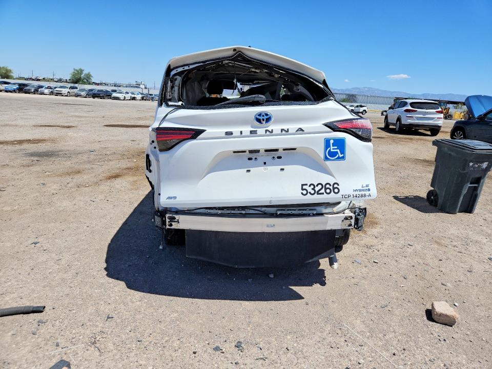 2022 Toyota Sienna VIN 5TDKSKFC6NS061311 COPART salvage auction — FRONT END, Az - Certificate Of Title, sold $1,750 on 2026-07-06 (photo 6)