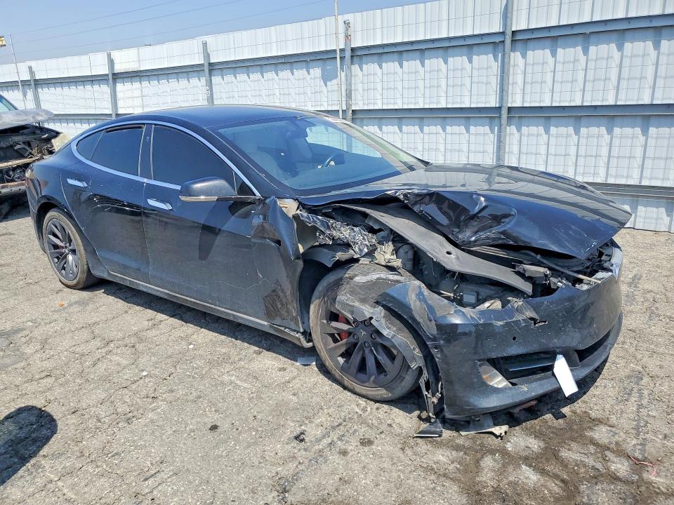 2018 Tesla Model s VIN 5YJSA1E20JF260357 COPART salvage auction — FRONT END, CA - SALVAGE CERTIFICATE, sold $2,200 on 2026-07-09 (photo 4)