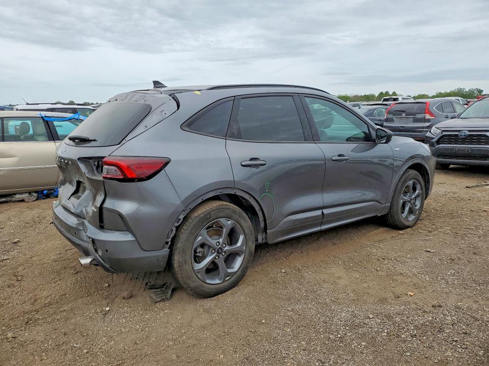 2024 Ford Escape VIN 1FMCU9MN3RUB50441 COPART salvage auction — REAR END, IL - SALVAGE CERTIFICATE, sold $7,700 on 2026-07-28 (photo 3)