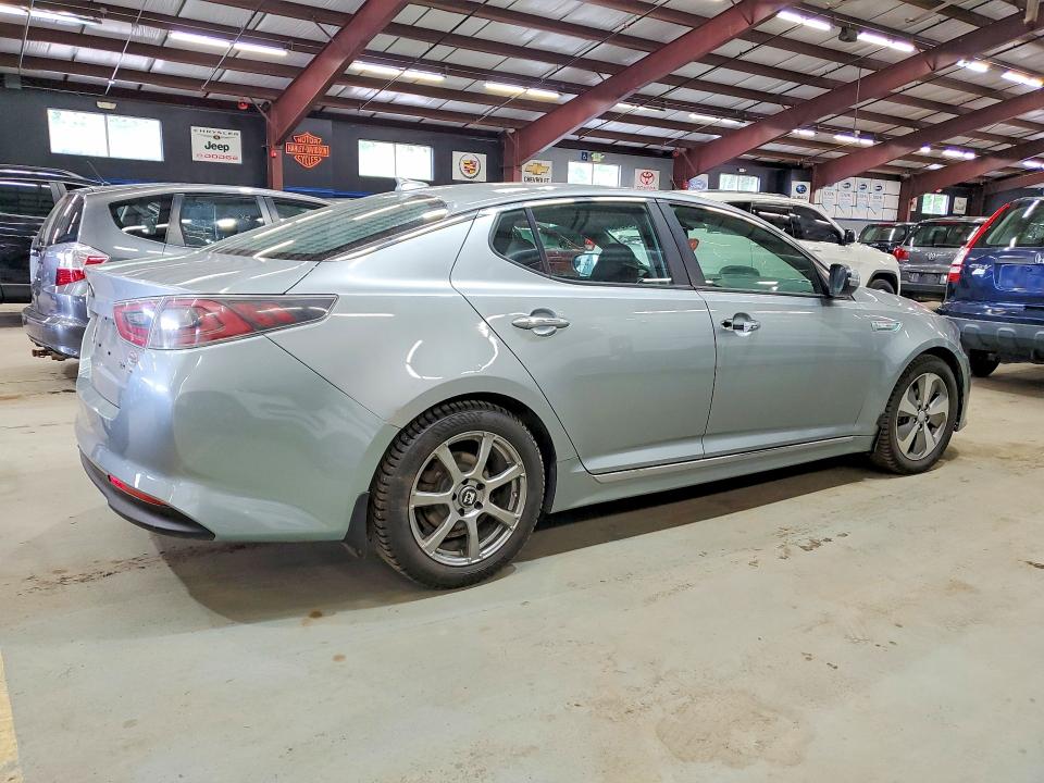2015 Kia Optima hybrid VIN KNAGN4AD7F5090863 COPART salvage auction — MINOR DENT/SCRATCHES, Vt - Certificate Of Title, sold $2,000 on 2026-07-09 (photo 3)