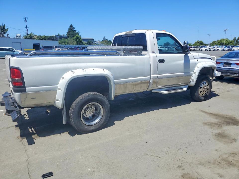 2001 Dodge Ram 3500 VIN 3B6MC366X1M533787 COPART salvage auction — MINOR DENT/SCRATCHES, Ca - Dis/Dlr/Exp Only Clean Title, sold $12,500 on 2026-07-07 (photo 3)