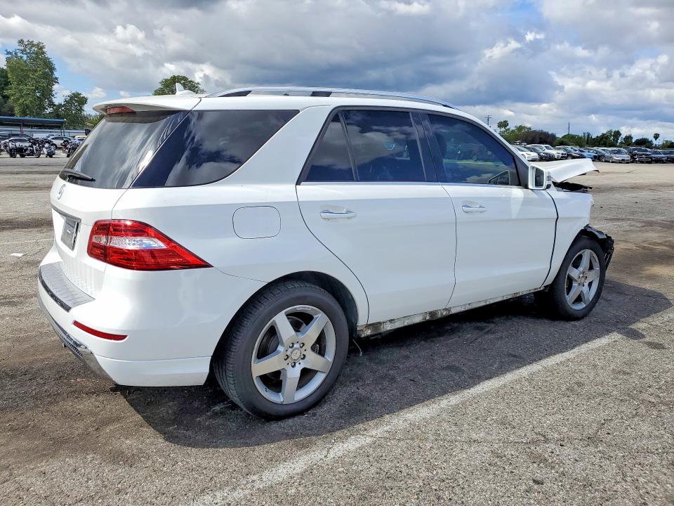 2015 Mercedes-benz VIN 4JGDA5JB2FA512529 COPART salvage auction — FRONT END, Ca - Salvage Certificate, sold $2,600 on 2026-07-02 (photo 3)