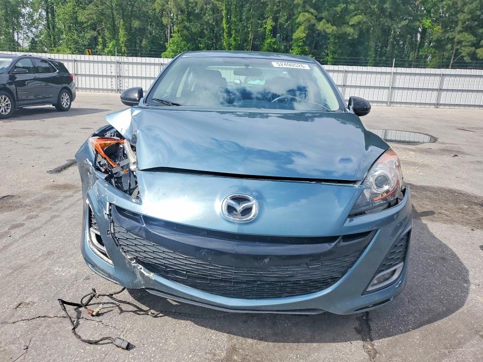 2011 Mazda 3 VIN JM1BL1VF6B1363726 COPART salvage auction — FRONT END, Nc - Salvage Certificate Of Title, sold $325 on 2026-07-28 (photo 4)