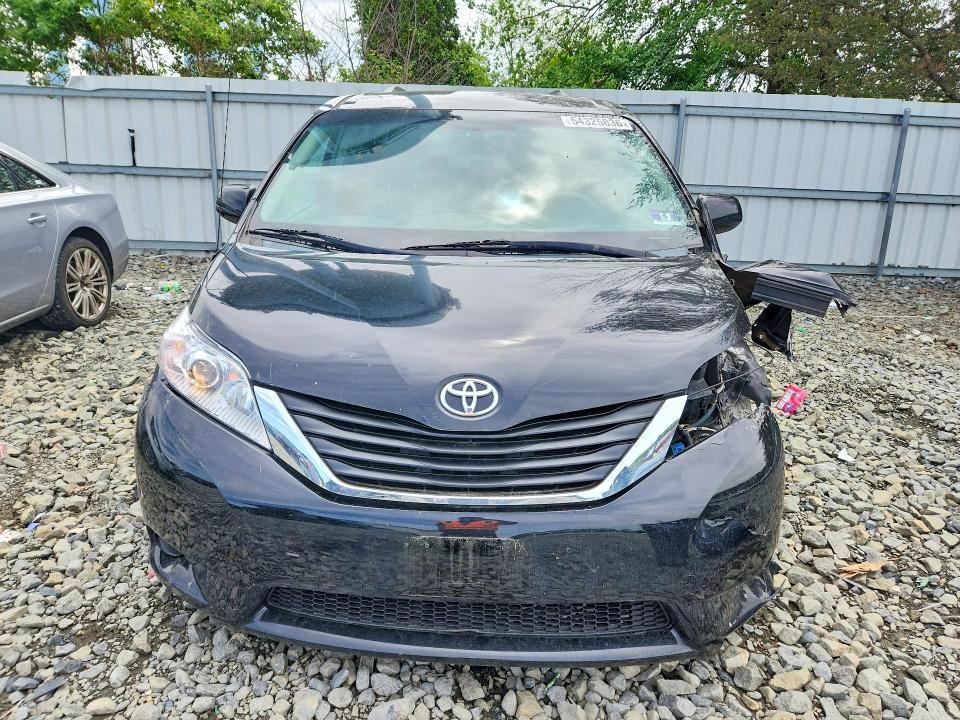 2014 Toyota Sienna VIN 5TDKK3DC4ES417117 COPART salvage auction — FRONT END, Nj - Cert Of Title-Salvage, sold $3,000 on 2026-07-13 (photo 5)