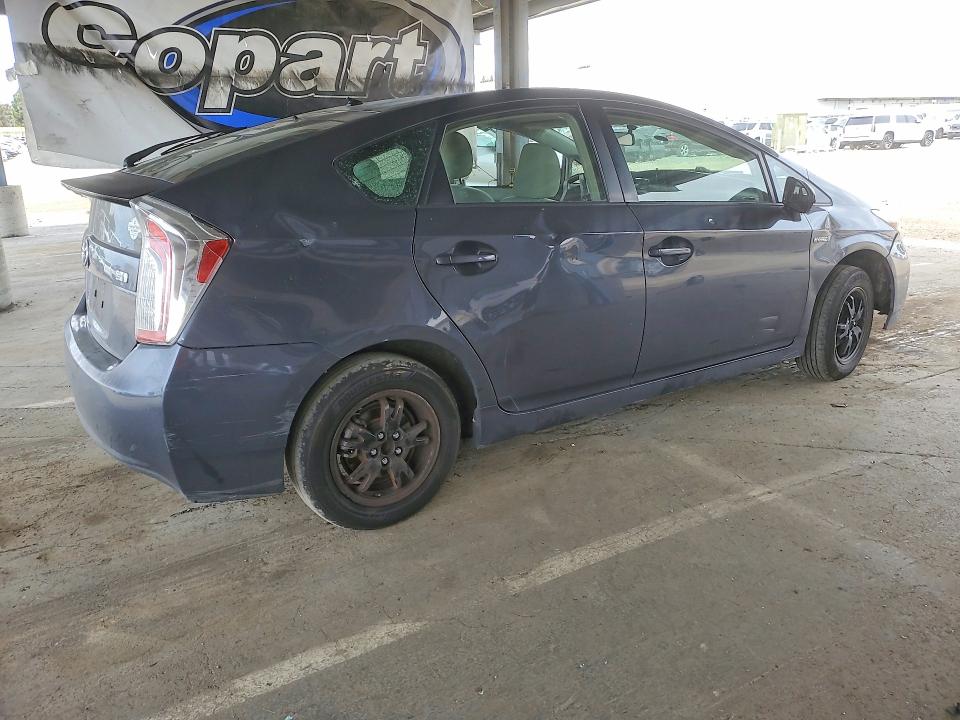 2013 Toyota Prius VIN JTDKN3DUXD5619223 COPART salvage auction — VANDALISM, Ca - Salvage Certificate, sold $475 on 2026-07-28 (photo 3)