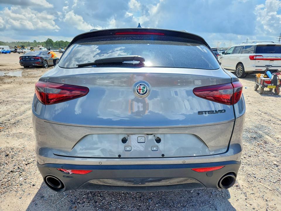 2020 Alfa romeo Stelvio VIN ZASPAJAN6L7C89884 COPART salvage auction — FRONT END, Tx - Salvage Vehicle Title, sold $1,100 on 2026-09-11 (photo 6)