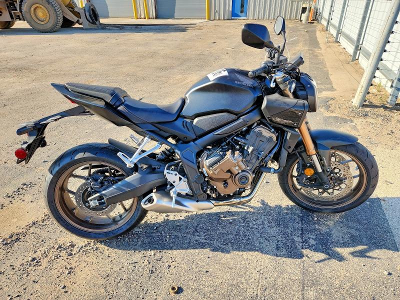 2026 Honda Cb VIN MLHRH1659T5200436 COPART salvage auction — SIDE, Id - Salvage Certificate Of Title, sold $2,150 on 2026-07-30 (photo 1)