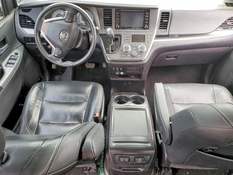 2018 Toyota Sienna VIN 5TDXZ3DC1JS931101 COPART salvage auction — SIDE, Md - Cert Of Salvage > 75% Damage, sold $3,150 on 2026-07-06 (photo 8)