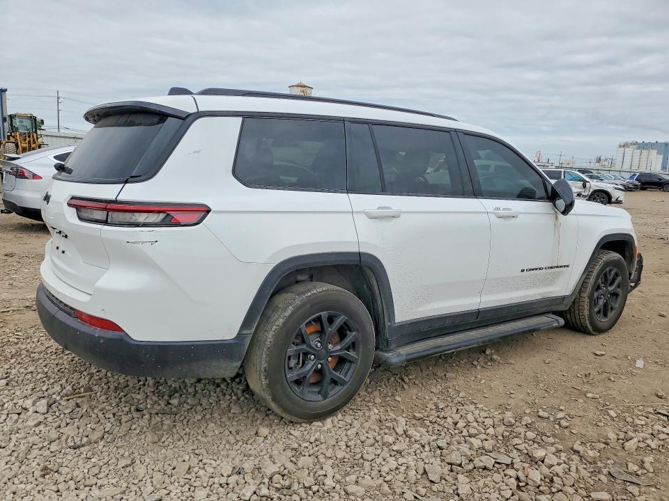 2024 Jeep Grand cherokee l VIN 1C4RJKAG5R8562146 COPART salvage auction — MINOR DENT/SCRATCHES, Mi - Certificate Of Title, sold $17,500 on 2026-07-29 (photo 3)