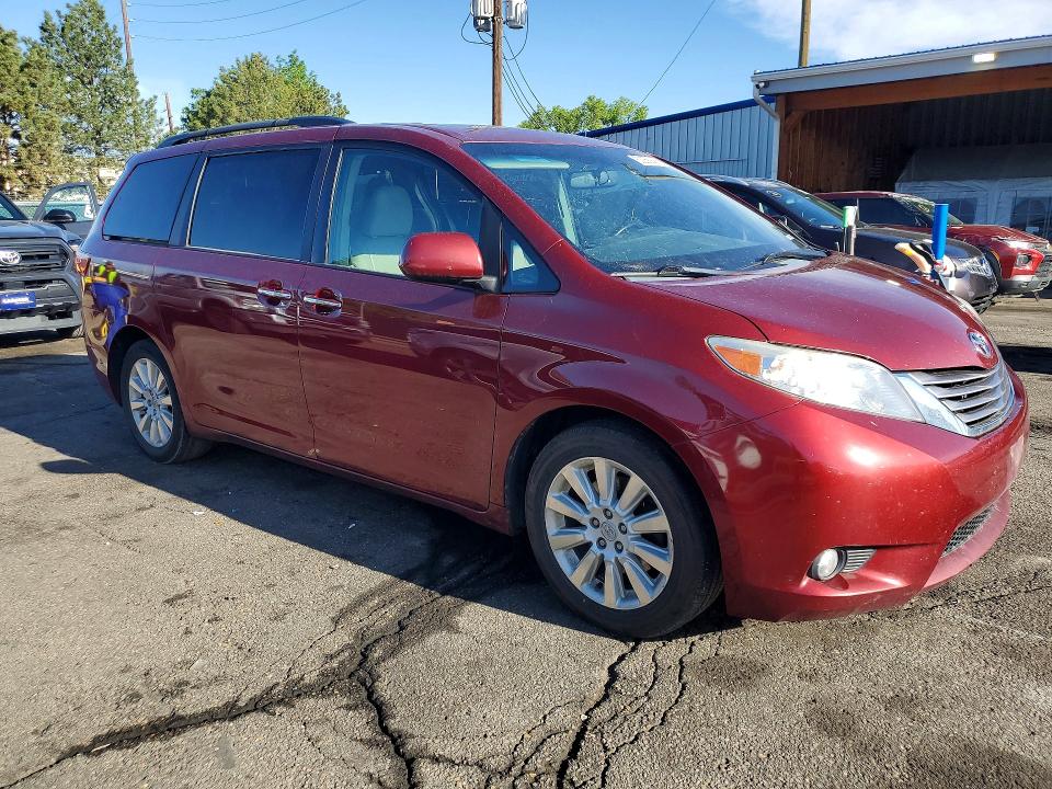 2015 Toyota Sienna VIN 5TDDK3DC3FS095693 COPART salvage auction — MECHANICAL, Co - Dis/Dlr/Exp Only Clean Title, sold $4,000 on 2026-07-07 (photo 4)