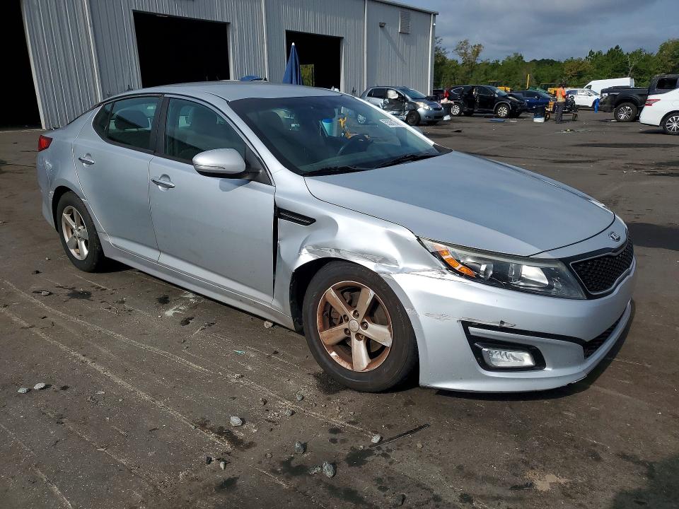 2015 Kia Optima VIN 5XXGM4A71FG459812 COPART salvage auction — SIDE, Fl - Cert Of Title Slvg Rebuildable, sold $675 on 2026-07-20 (photo 4)