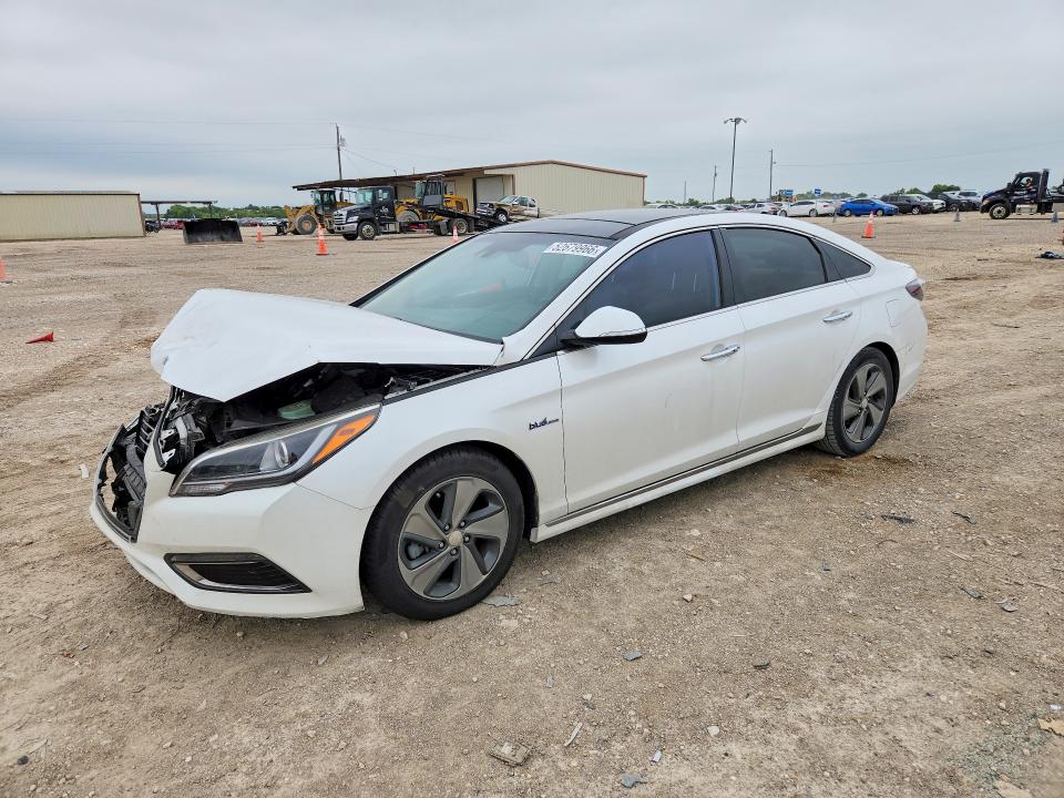 2016 Hyundai Sonata VIN KMHE34L10GA018037 COPART salvage auction — FRONT END, Tx - Salvage Vehicle Title, sold $1,100 on 2026-07-08 (photo 1)