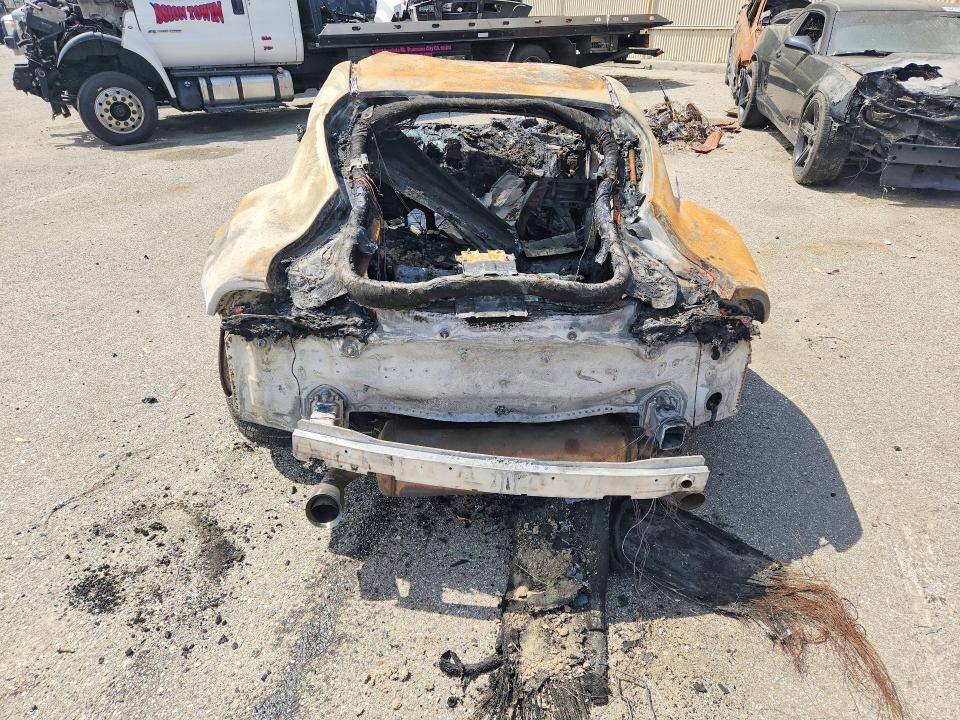 2020 Toyota Supra VIN WZ1DB4C0XLW033007 COPART salvage auction — BURN, CA - NON-REPAIRABLE VEHICLE CERT, sold $50 on 2026-07-29 (photo 6)