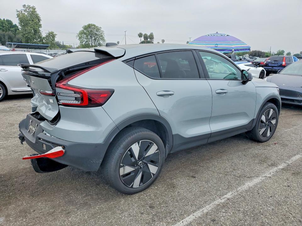 2024 Volvo VIN YV4ER3GL9R2108015 COPART salvage auction — REAR END, CA - SALVAGE CERTIFICATE, sold $9,200 on 2026-07-31 (photo 3)