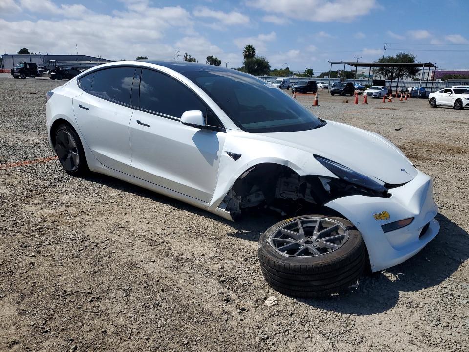 2022 Tesla VIN 5YJ3E1EA5NF316234 COPART salvage auction — FRONT END, Ca - Salvage Certificate, sold $3,800 on 2026-07-21 (photo 4)