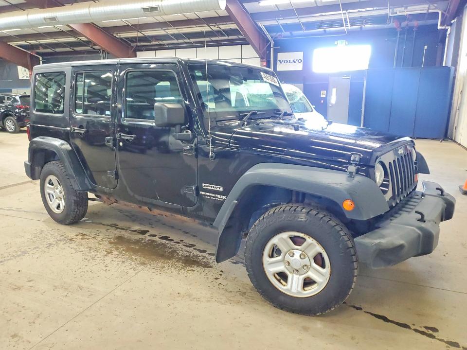2018 Jeep Wrangler unlimited VIN 1C4BJWKG5JL892894 COPART salvage auction — MINOR DENT/SCRATCHES, Vt - Certificate Of Title, sold $6,900 on 2026-07-09 (photo 4)