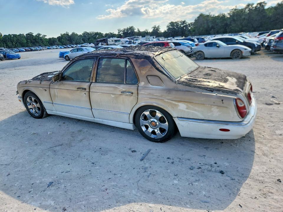 2000 Bentley Arnage VIN SCBLC31E6YCX05110 COPART salvage auction — BURN, Fl - Cert Of Title Slvg Rebuildable, sold $1,650 on 2026-07-14 (photo 2)